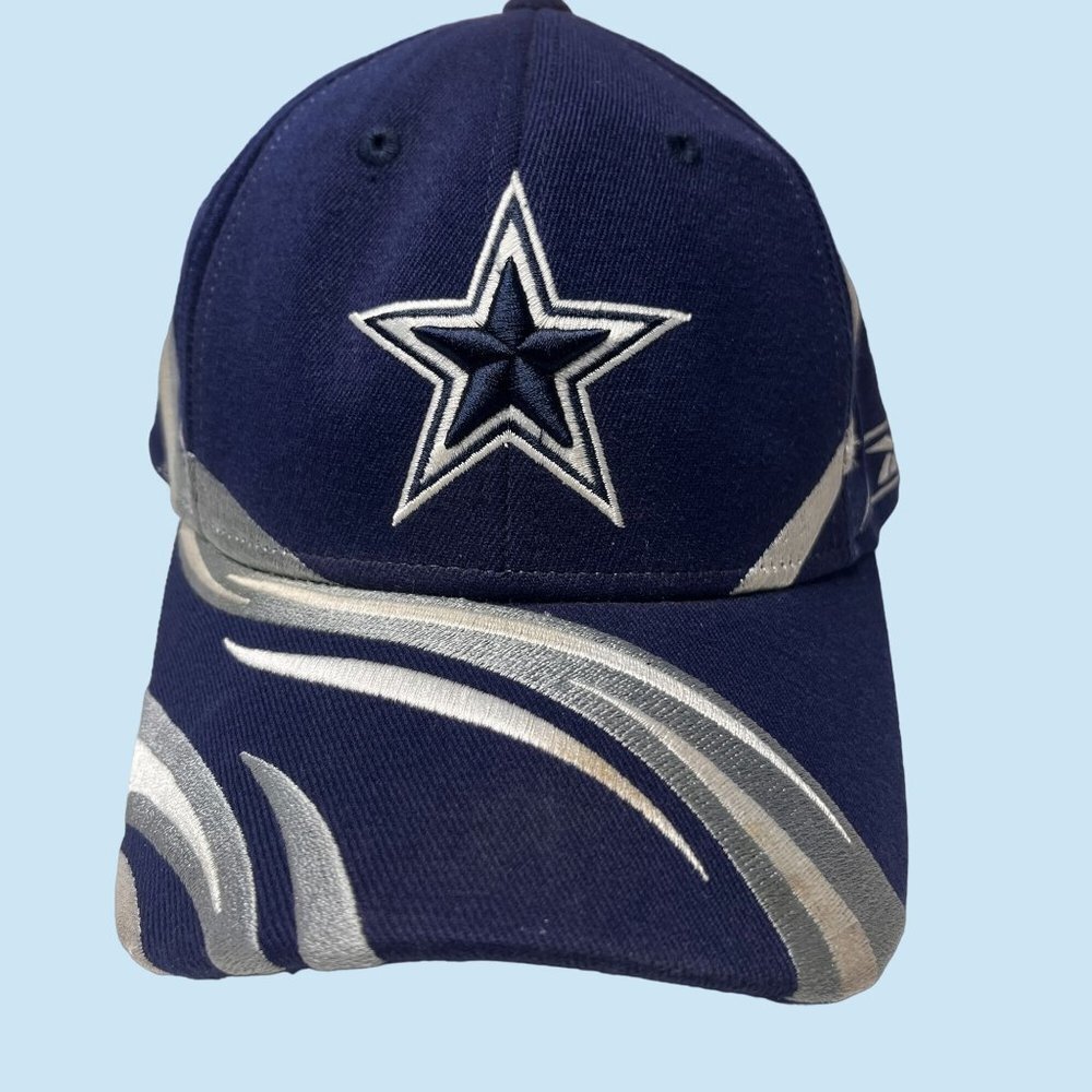 VTG 90s Dallas Cowboy NFL Hat Cap Mens Fitted Navy‎ Blue Reebok White Flames